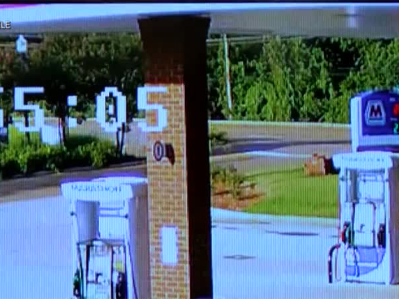 بالفيديو: حادث سير لا يصدق!